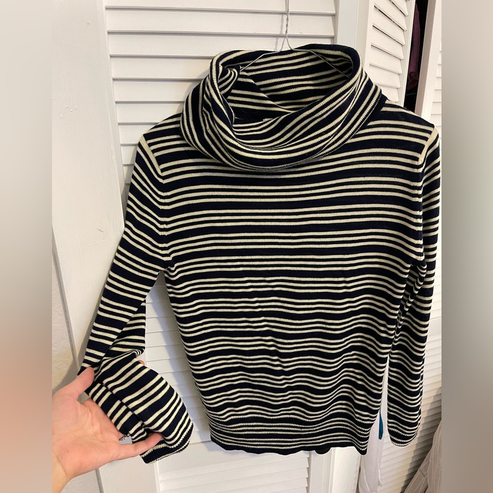 VINTAGE! classic striped turtle neck